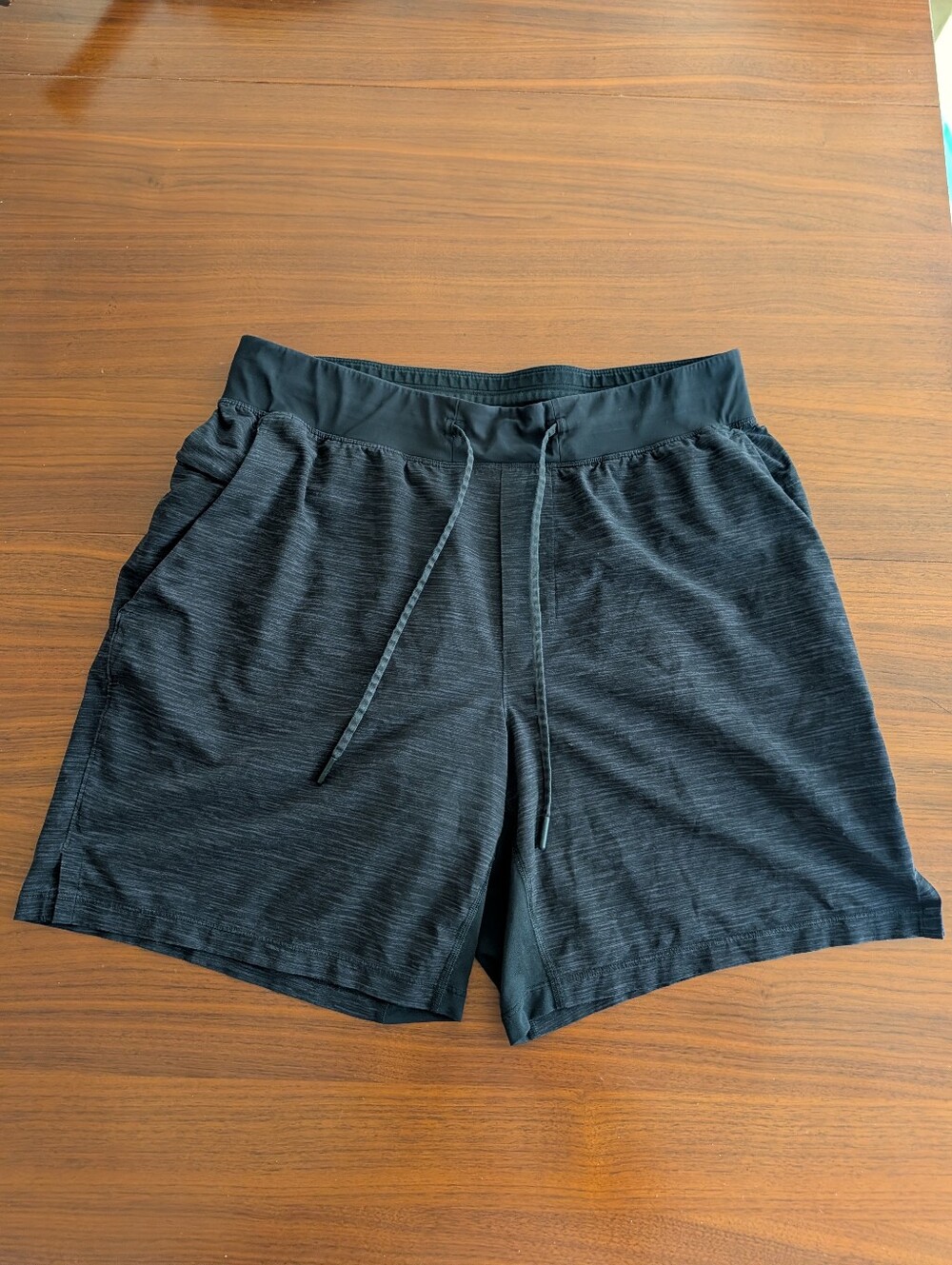 Mens Lululemon Stripe Camouflage Black Shorts Size Large Pre Owned